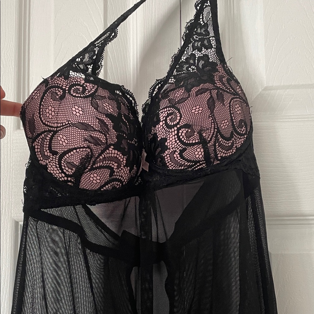 Marilyn Monroe Intimates Black Lace Halter Lingerie - Picture 13 of 16